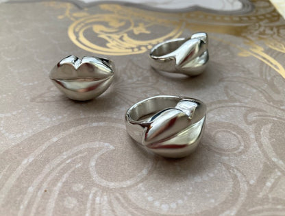 Hot Lips Ring - Sterling Silver