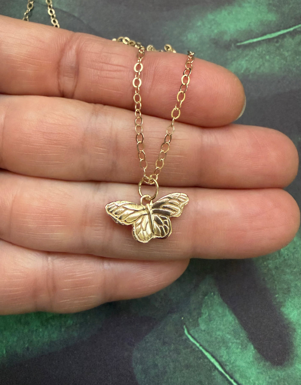Monarch Butterfly Pendant in 18k Gold