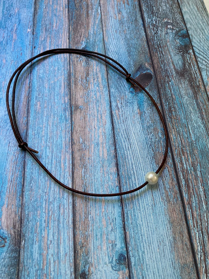 Freshwater Pearl Necklace on Leather Cord