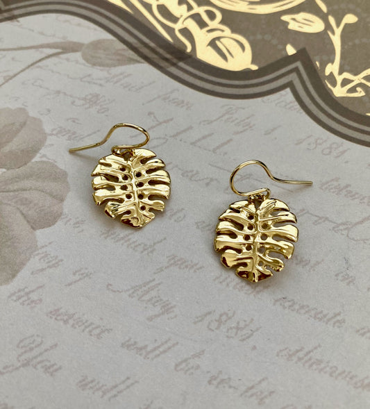 Monstera Leaf Earrings in 18k Gold