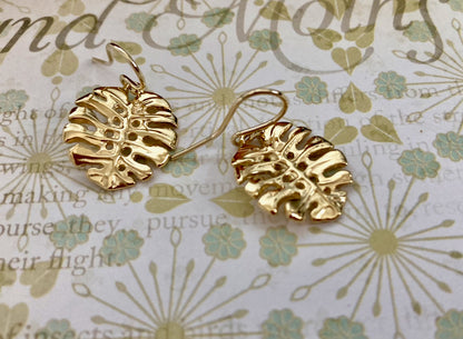 Monstera Leaf Earrings in 18k Gold