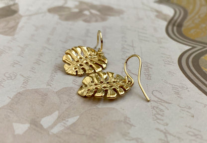 Monstera Leaf Earrings in 18k Gold