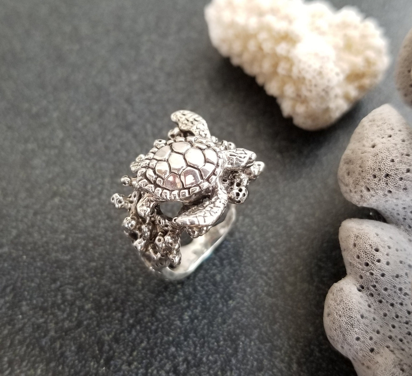 Honu Hawaiian Green Sea Turtle on Coral Ring