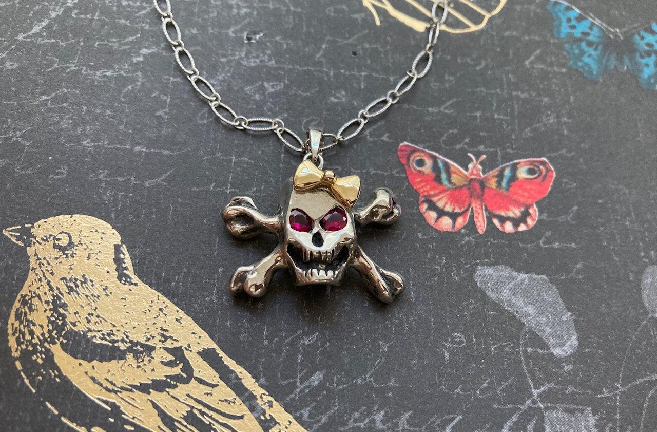 Hello Skully Skull Pendant with Ruby Eyes in Sterling Silver and 18k Gold