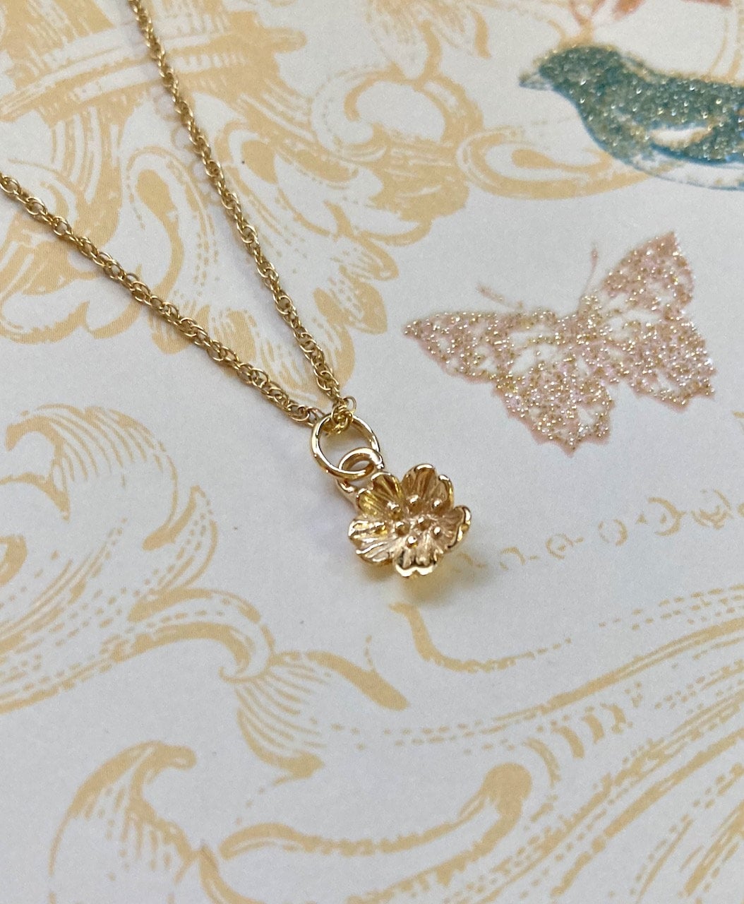 Cherry Blossom Pendant in 18k Gold