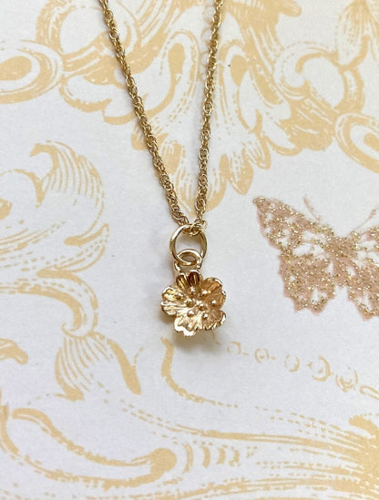 Cherry Blossom Pendant in 18k Gold