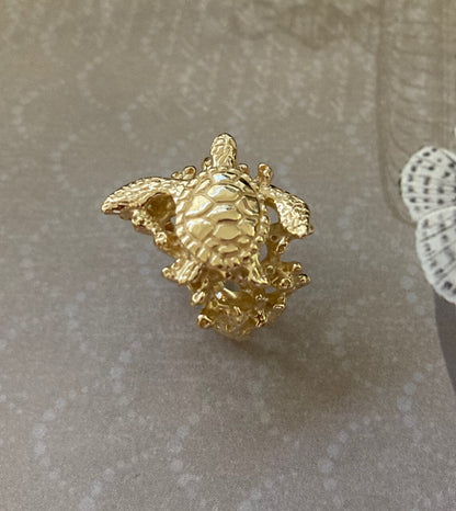 Honu Hawaiian Green Sea Turtle on Coral Ring 18k Gold