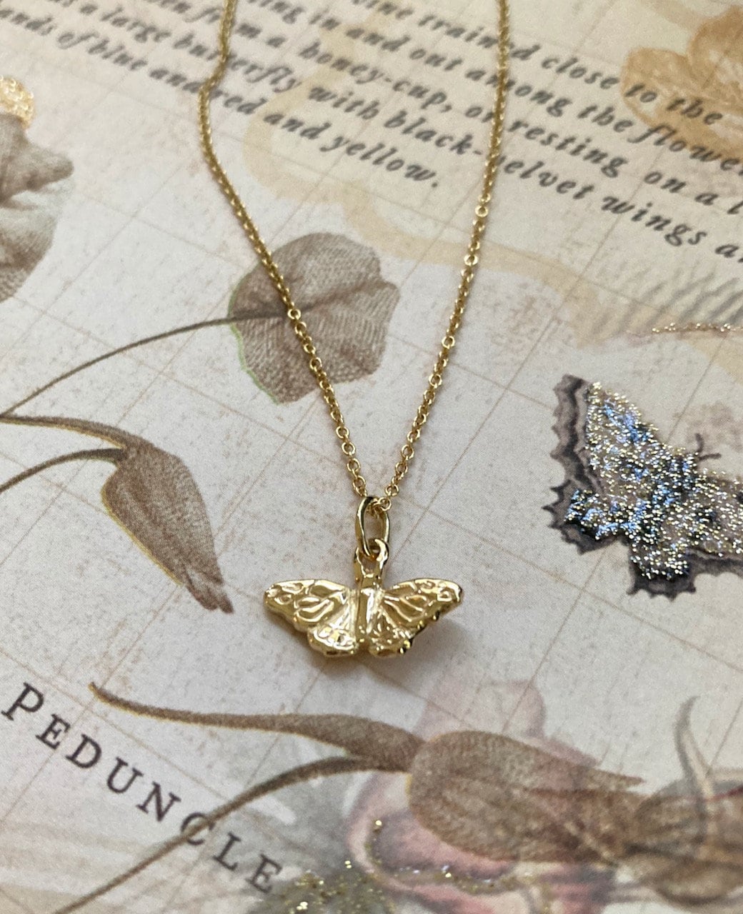 Kamehameha Butterfly Pendant in 18k Gold