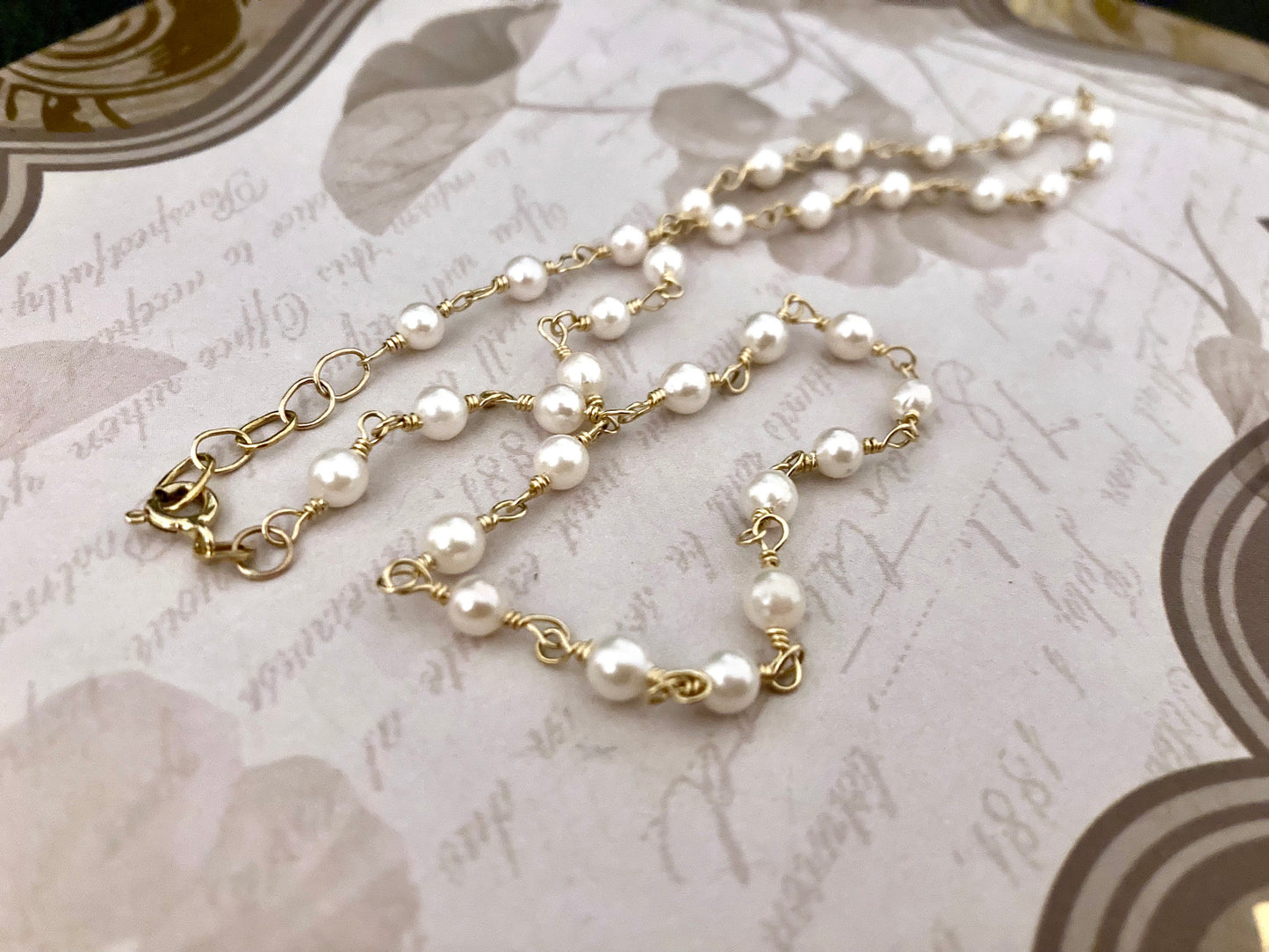 Baby Akoya Pearl Necklace 18k Gold