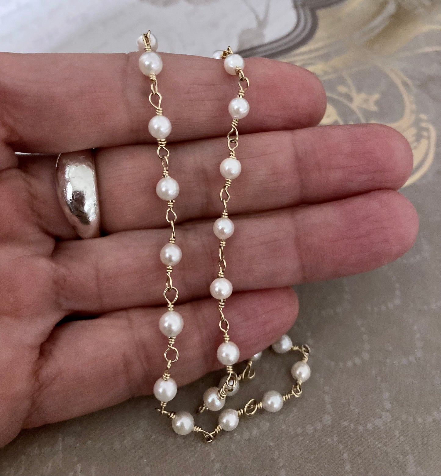 Baby Akoya Pearl Necklace 18k Gold