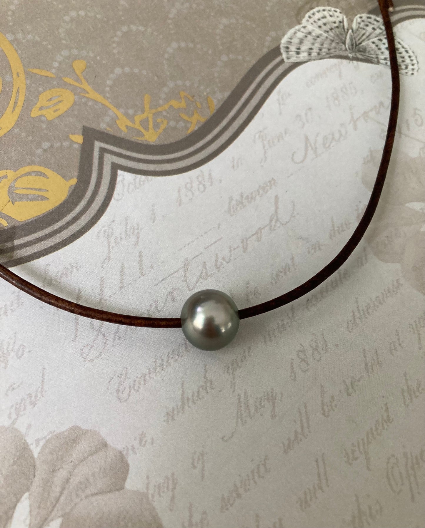 Tahitian Pearl Necklace on Leather Cord