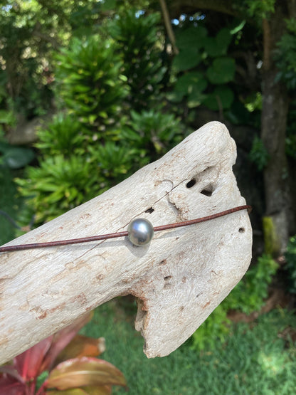 Tahitian Pearl Necklace on Leather Cord